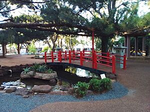 Archivo:Jardín Japonés (Plaza de Armas de Encarnación)