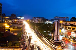 Archivo:Monrovia, Liberia - panoramio (53)