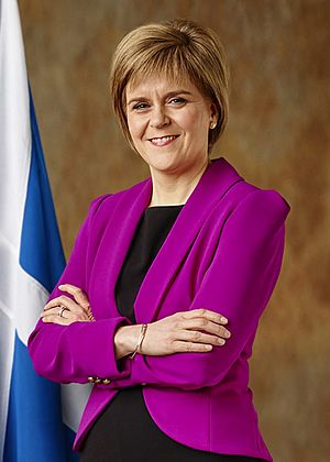 Archivo:Official portrait of First Minister, Nicola Sturgeon