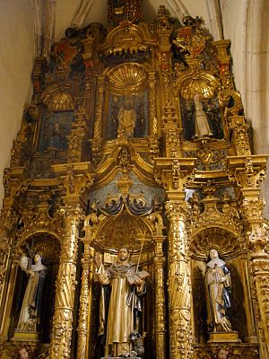 Archivo:Oviedo - Iglesia del Convento de Santo Domingo, interior 21