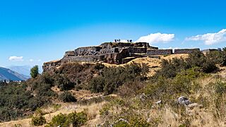 Puka Pukara Inca site, Peru.jpg