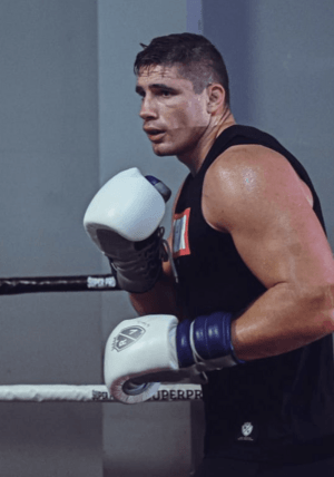 Archivo:Rico-training