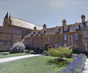 Archivo:Somerville College, Oxford UK