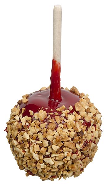 Tastee-Candy-Apple-Red-Caramel-wPeanuts