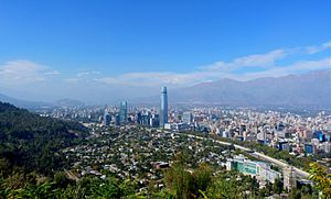 Archivo:Vista Panorámica de Santiago (Sanhattan)