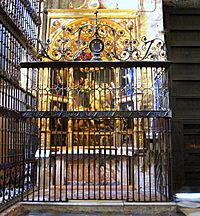 Archivo:Altar del Nacimiento (Catedral de Sevilla)