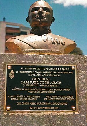 Archivo:Busto de Arce, situada en San Francisco de Quito, es la capital de Ecuador