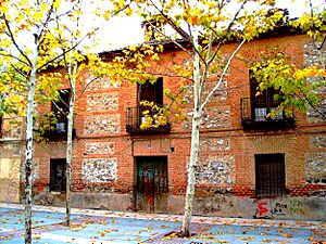 Archivo:CASA Nº 16 DE LA PLAZA DE ESPAÑA