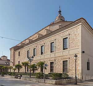 Archivo:Catedral, Ciudad Real, España, 2021-12-18, DD 17