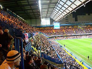 Archivo:Chelsea left
