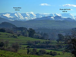 Archivo:Cordal de montañas pasiegas