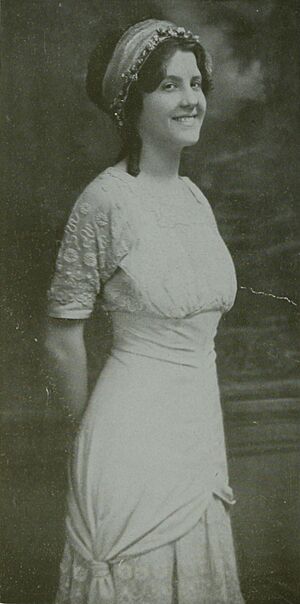 Archivo:Gertrude Vanderbilt