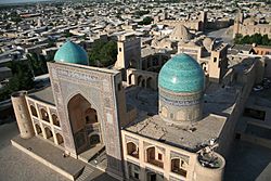 Madrasa Mir-i Arab.JPG