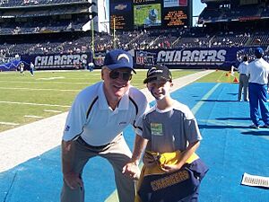 Archivo:Marty Schottenheimer Chargers