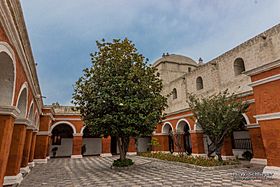 Archivo:Monasterio de Santa Catalina, Arequipa