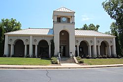 Oakwood, Georgia City Hall.JPG