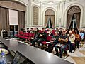 Público en un recital poético en la Sala Polisón del Teatro Principal de Burgos (2022)
