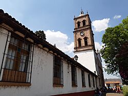 Parroquia de Capula 4.jpg