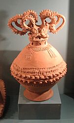 Archivo:Pre-Columbian incense burner, Costa Rica (Carlos Museum)