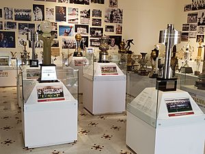 Archivo:Sala de troféus FFC em 19 03 2019