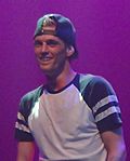 Archivo:Aaron Carter Performing at the Gramercy Theatre - Photo by Peter Dzubay (cropped 2)