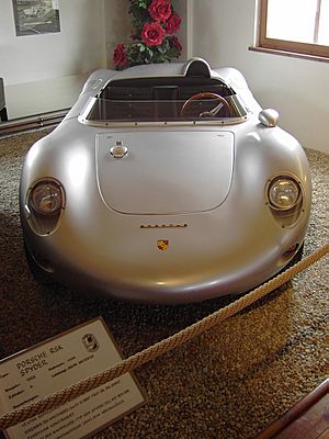 Archivo:Austria Gmuend Porsche Museum09