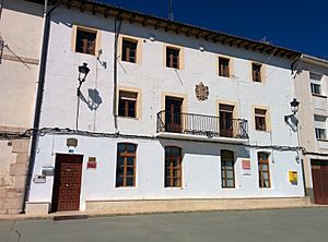 Archivo:Ayuntamiento de Busto de Bureba