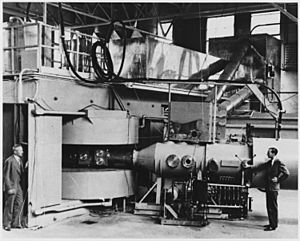 Archivo:Berkeley 60-inch cyclotron