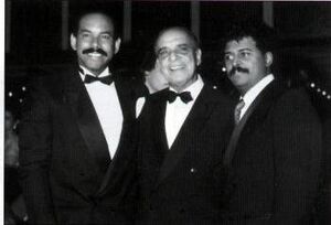 Archivo:Billo Frometa junto a Oscar D' León y Wilfrido Vargas
