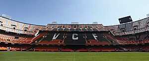 Archivo:CAMP DE MESTALLA GRADA DE LA MAR 2014 (2)
