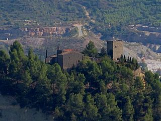 Castell de Castellet - Sant Vicenç de Castellet CIC 20110926 00577.jpg
