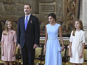 Archivo:Familia real española 2019 (cropped)