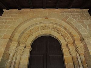 Archivo:Iglesia de Beleña de Sorbe - Portada