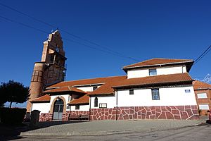 Archivo:Iglesia de Santiago Apóstol, Villadangos del Páramo