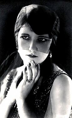 Archivo:Libertad Lamarque 1920s