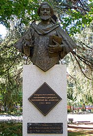 Archivo:Madrid - Ciudad Universitaria, Monumento a Muhammad al-Juarismi