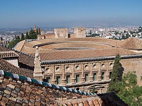 Archivo:Palacio de Carlos V (Granada, Spain)