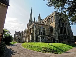 St Mary the Virgin church Saffron Walden 02.jpg
