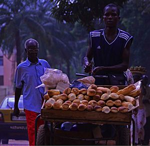 Archivo:Trading methods in Bangui Market