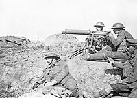 Archivo:Vickers machine gun in the Battle of Passchendaele - September 1917