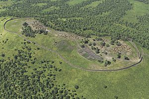 Archivo:Yacimiento de Santa Marina de Monte Ornedo, Valdeolea