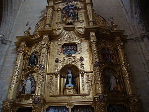 Archivo:45e Tamara de Campos Iglesia San Hipolito Retablo Virgen de la Soledad ni