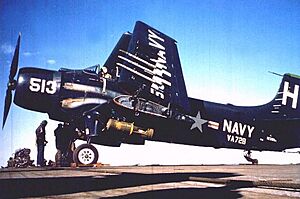 Archivo:AD-4 VA-728 CV-36 1951