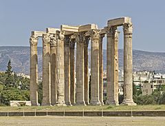 Archivo:Attica 06-13 Athens 25 Olympian Zeus Temple