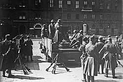 Archivo:Bundesarchiv Bild 102-00805, Wien, Februarkämpfe, Bundesheer 2