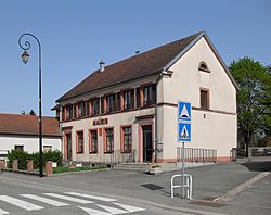 Chavannes-sur-l'Étang, Mairie.JPG
