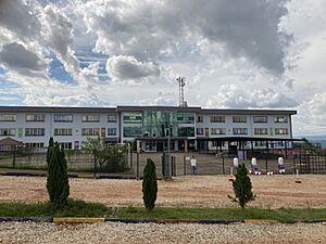 Archivo:Ecole belge de Kigali