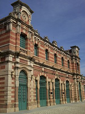 Archivo:Estación de Madrid, Linares K01