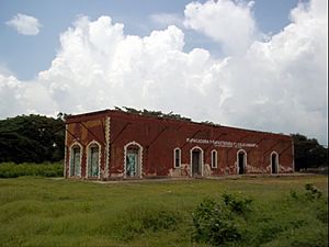 Archivo:Estación de ferrocarriles de Espita
