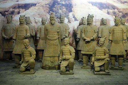 Group of terracotta worriors with high ranking oficers 2